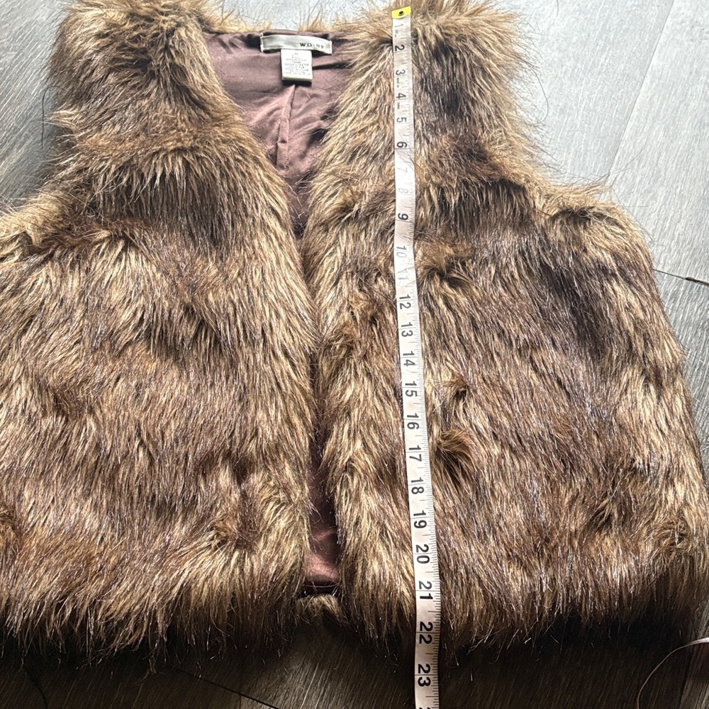 Faux Fur Vest in Brown - Picture 6 of 6